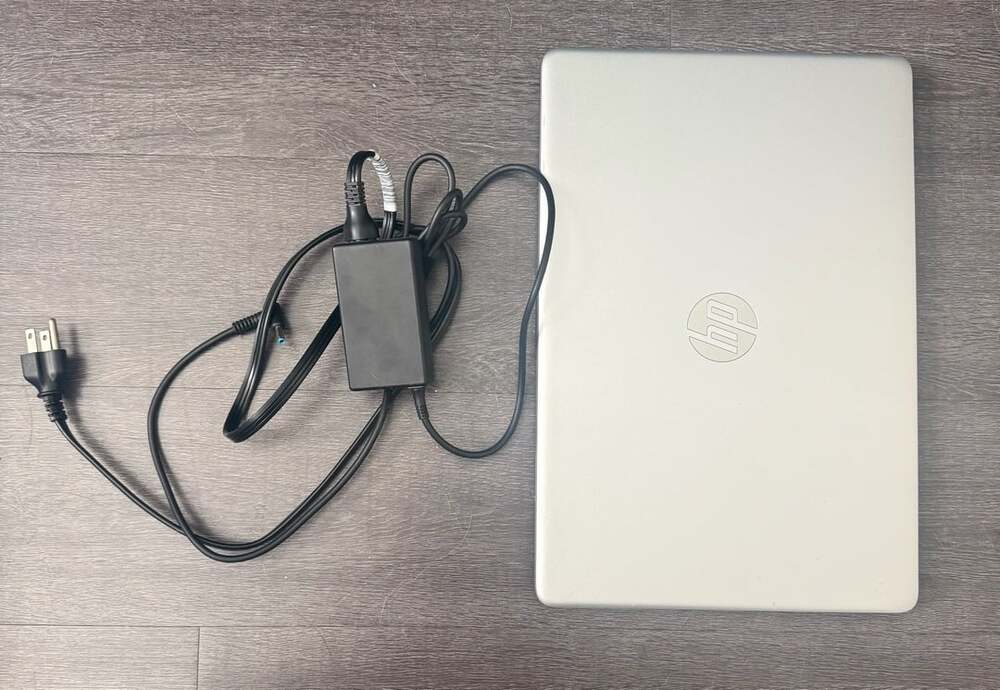 HP 15-gw0220d 15.6 Inch Silver Laptop with Charger